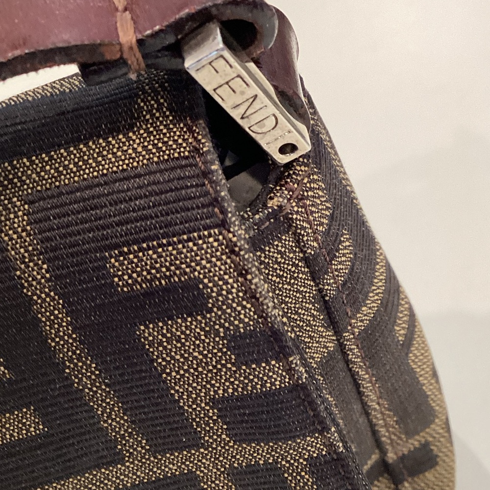 Fendi FF Zucca Canvas Clutch Shoulder Bag in Brown - Picture 3 of 4